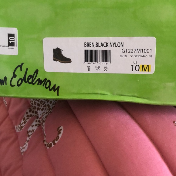 Sam Edelman spiked quilted winter boot - Picture 6 of 6